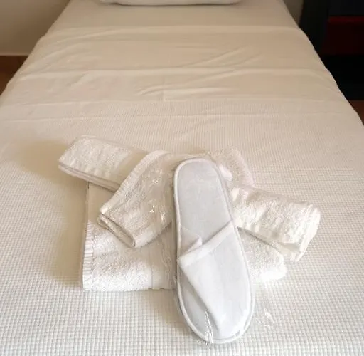 View Áyios Nikítas