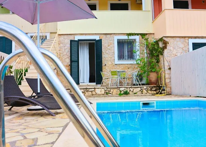 فيلة View Áyios Nikítas