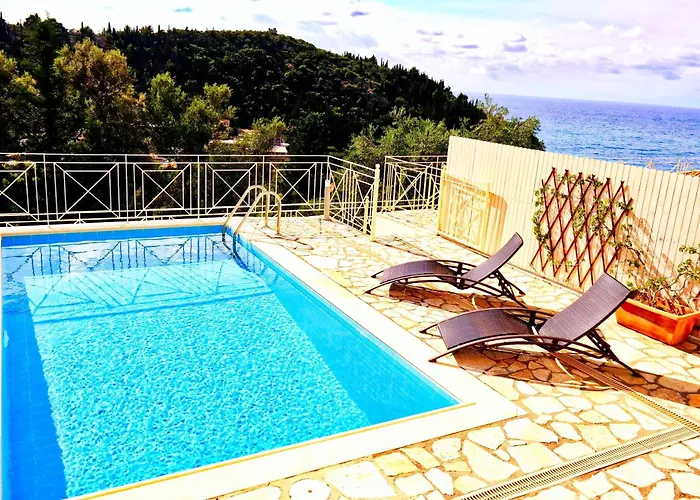 فيلة View Áyios Nikítas